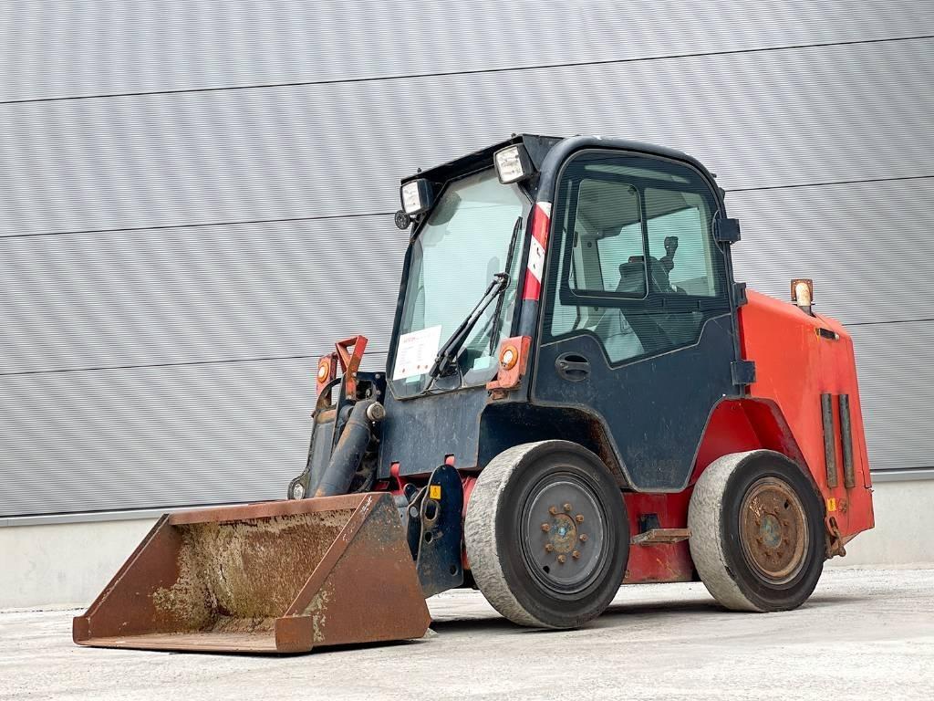 JCB R260 Ładowarki burtowe