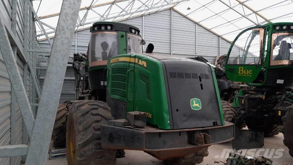 John Deere 1270 E Harwestery