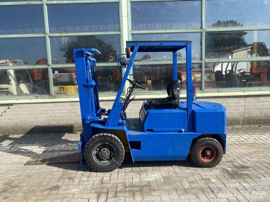 Komatsu FD 28-10 Wózki Diesla