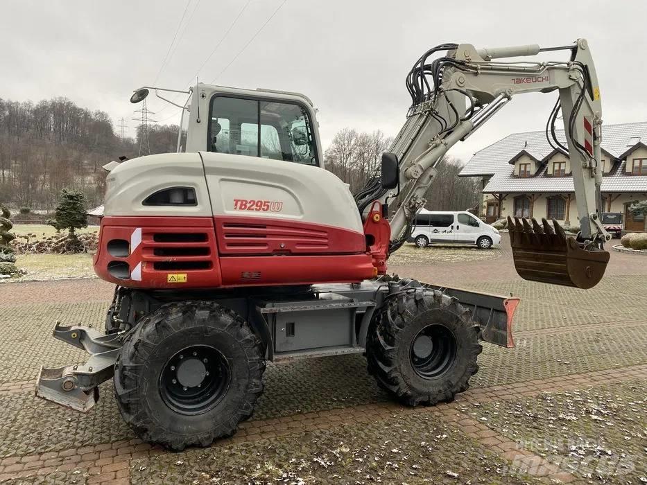 Takeuchi TB 295 Koparki kołowe