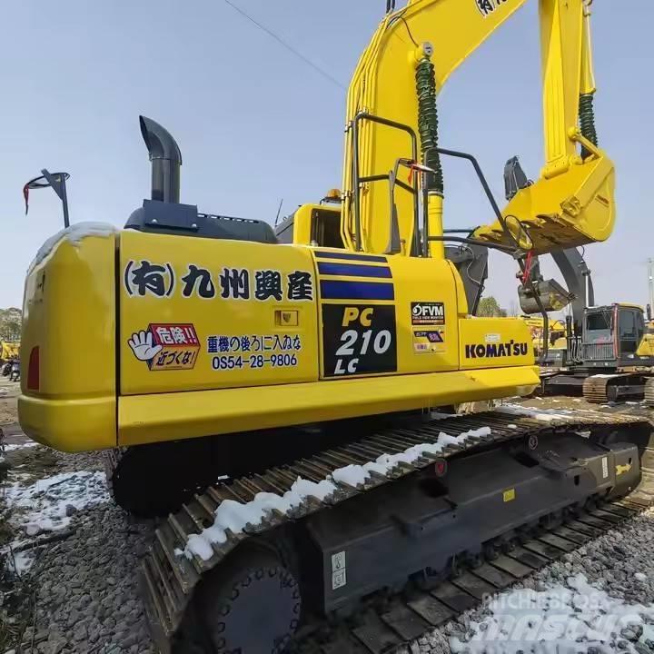 Komatsu PC 210 Koparki gąsienicowe