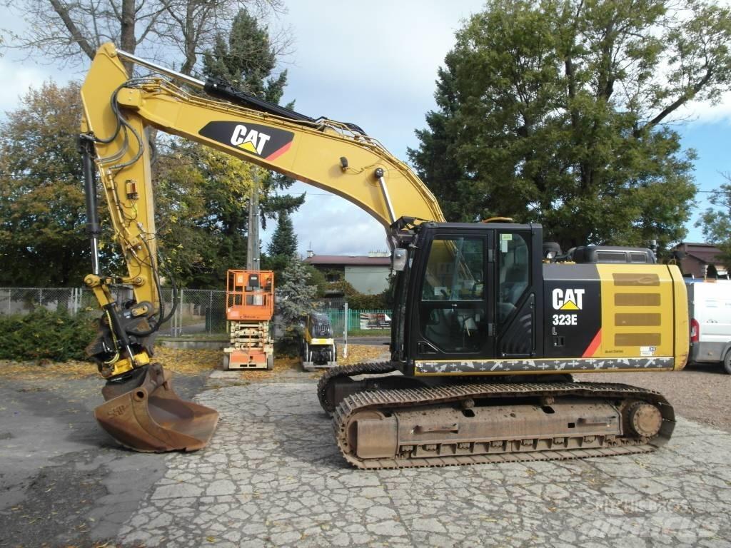 CAT 323 EL Koparki gąsienicowe