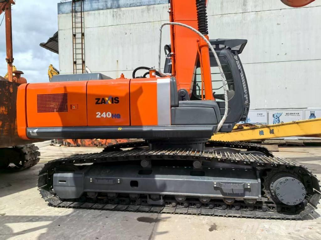 Hitachi ZX 240 HG Koparki gąsienicowe