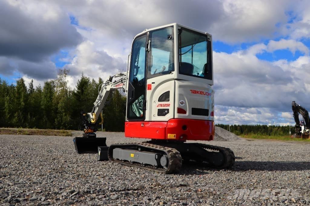 Takeuchi TB325R Minikoparki