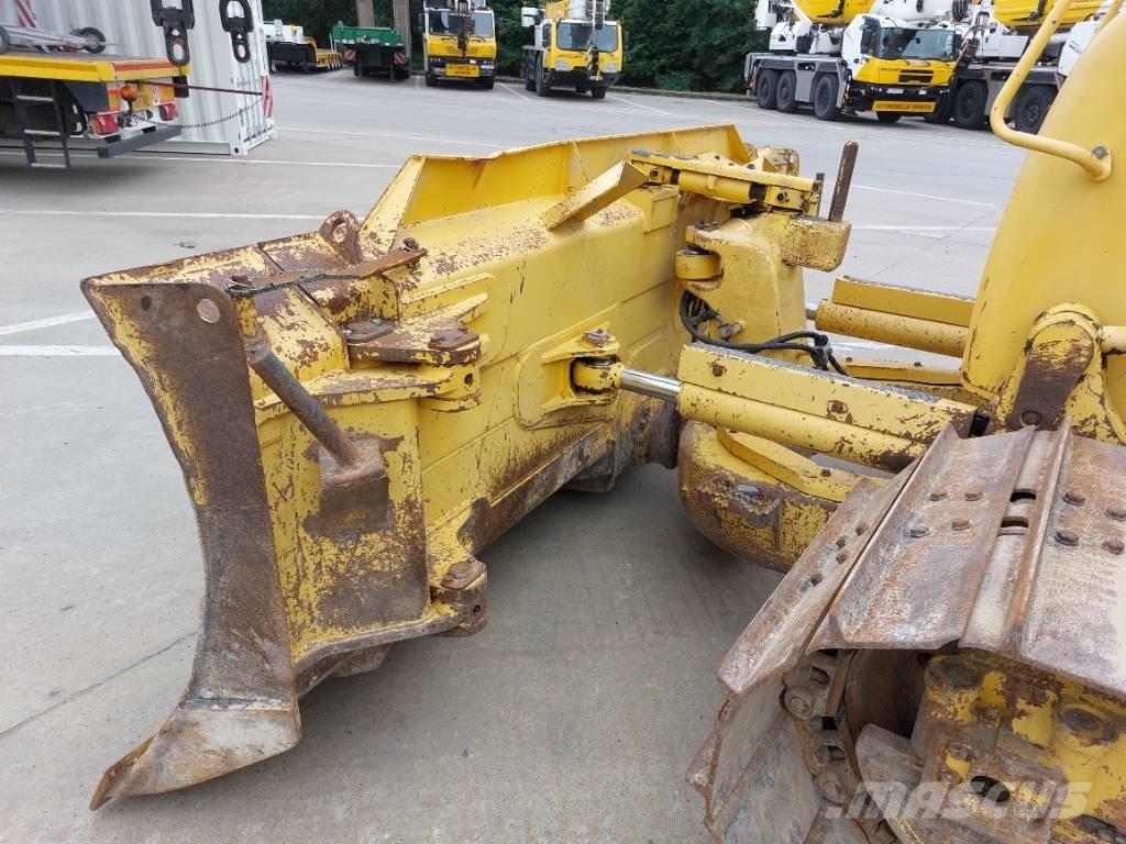 Komatsu D 61 PXi-23 Spycharki gąsienicowe