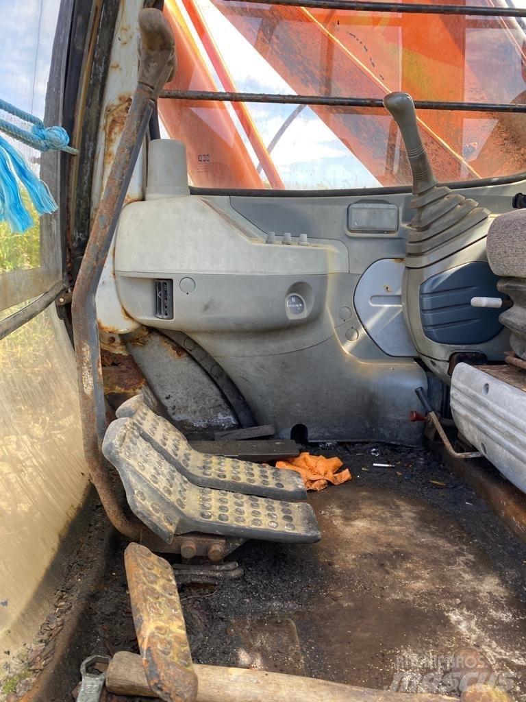 Hitachi EX 200-5 Koparki gąsienicowe