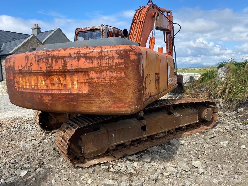 Hitachi EX 200-5 Koparki gąsienicowe