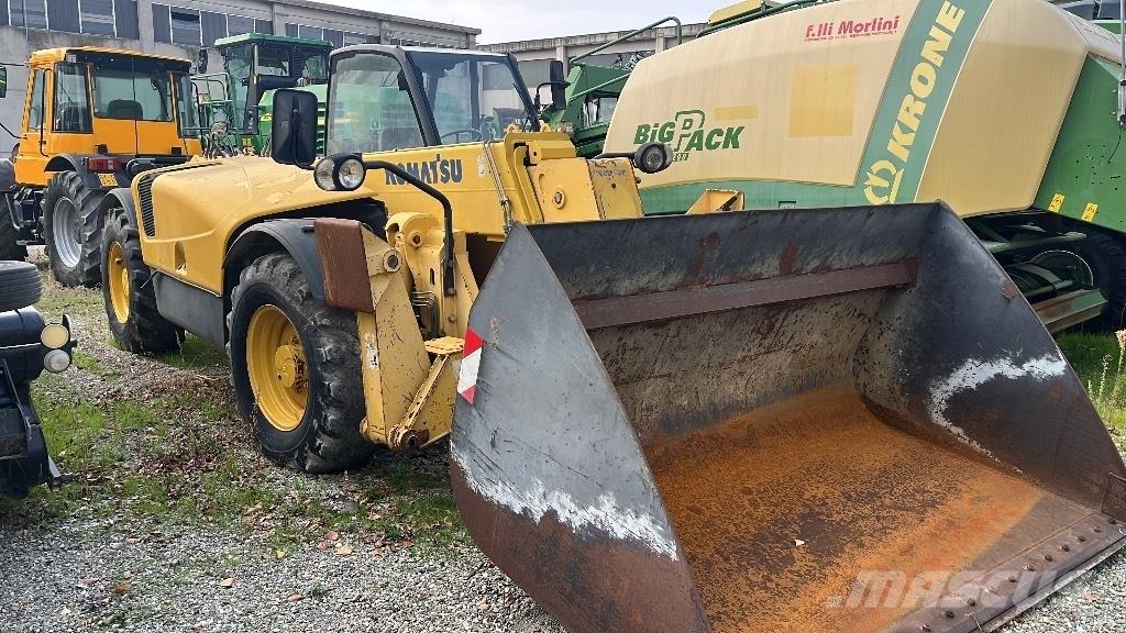 Komatsu WH 713 Ładowarki teleskopowe