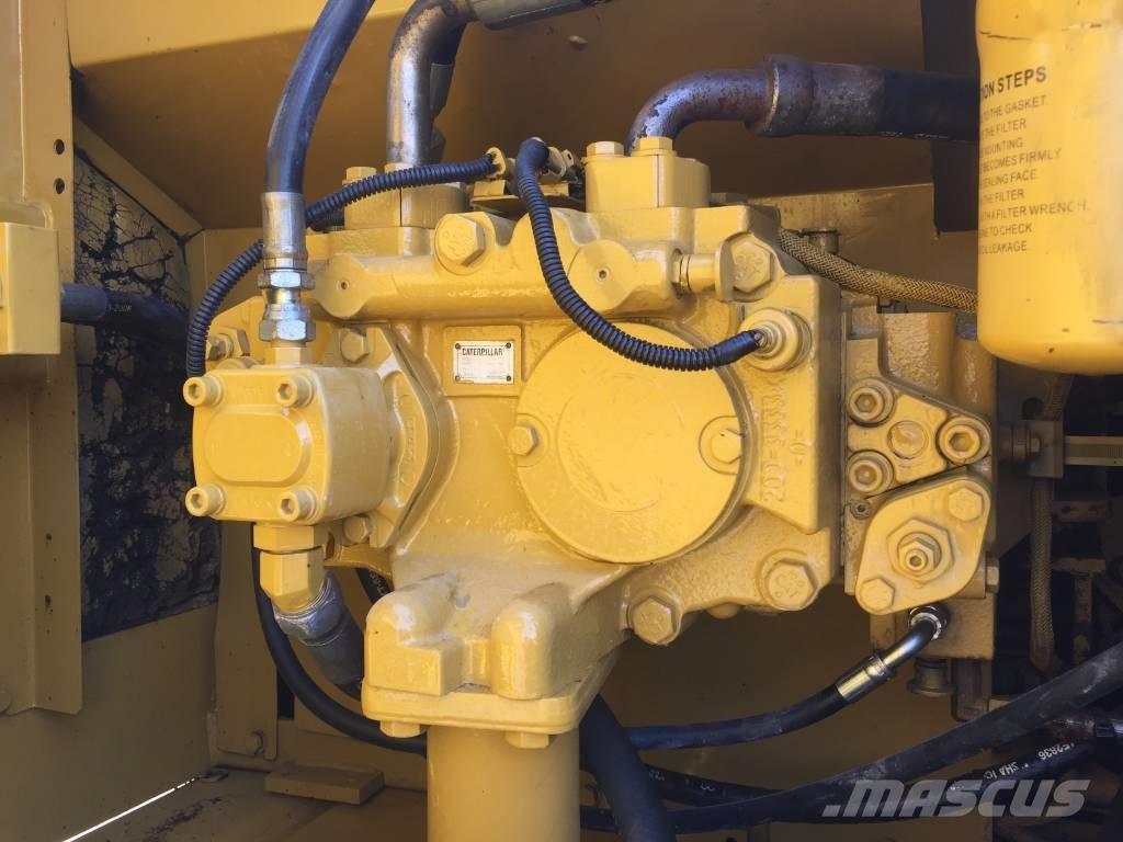 CAT 320 D Koparki gąsienicowe