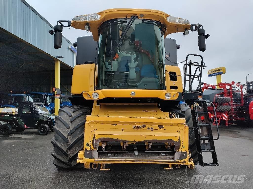New Holland CX 8080 Kombajny zbożowe