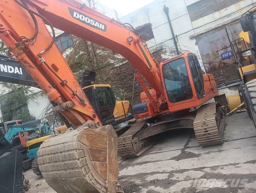 Doosan DX 300 LC-9C Koparki gąsienicowe