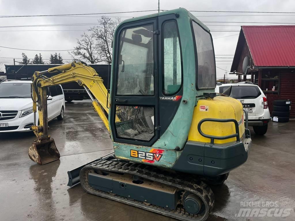 Yanmar B 25 V Minikoparki
