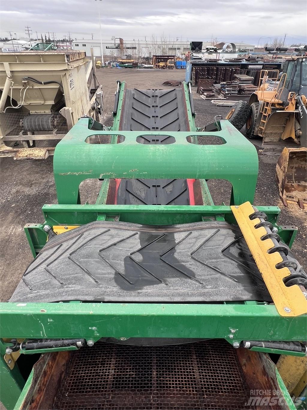 McCloskey R155 Przesiewacze