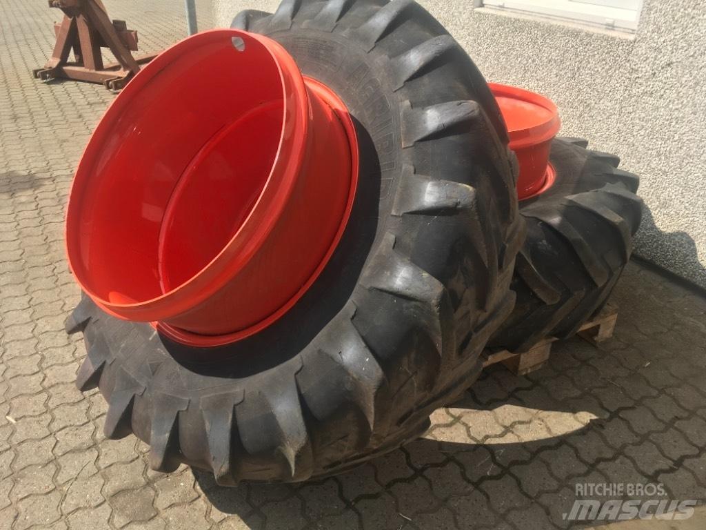  Tvillinghjul Opony, koła i felgi