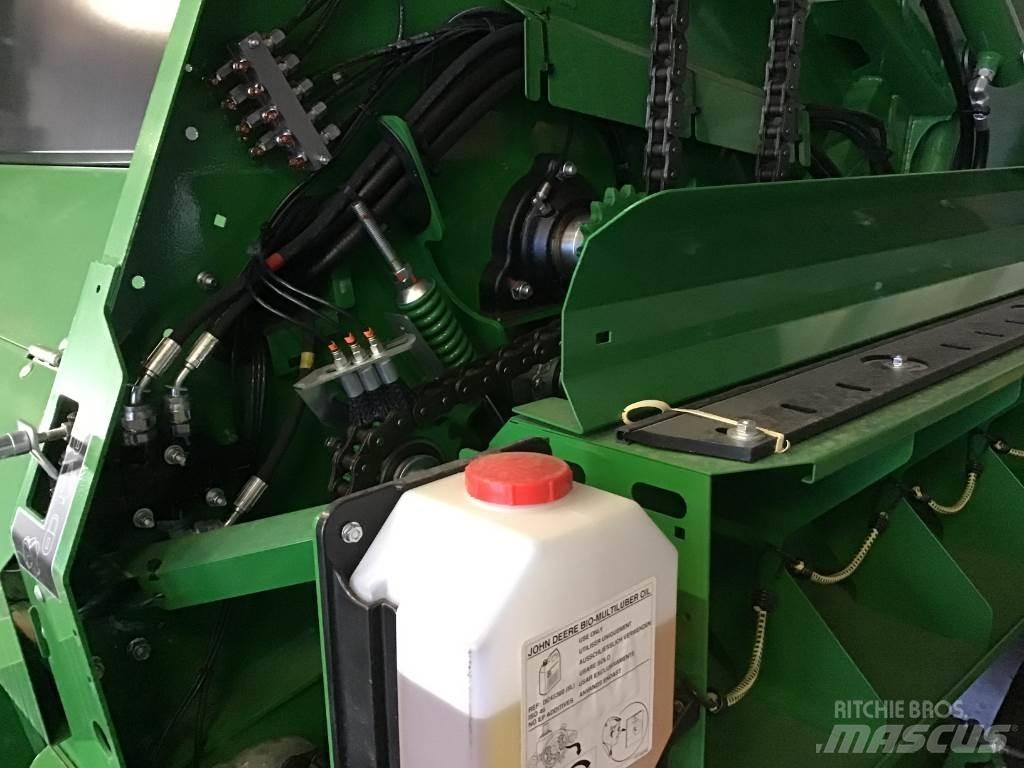 John Deere V461M Prasy zwijające