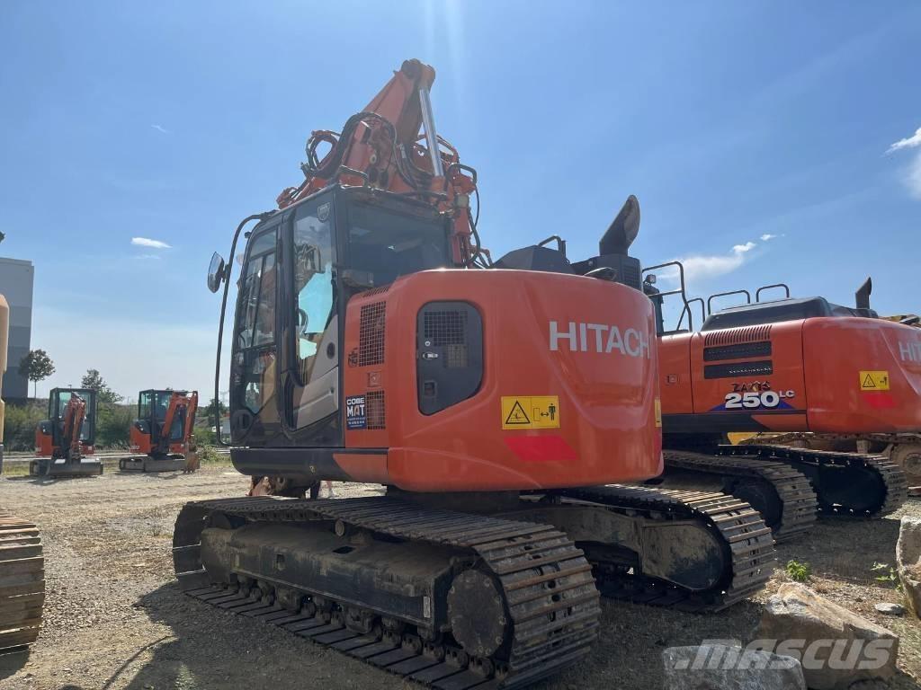 Hitachi ZX135US-6-2P Koparki gąsienicowe