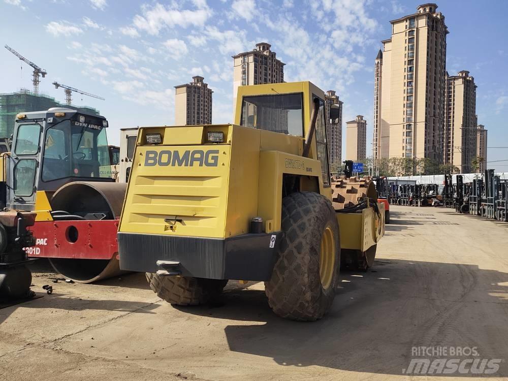 Bomag BW 217 Walce jednobębnowe