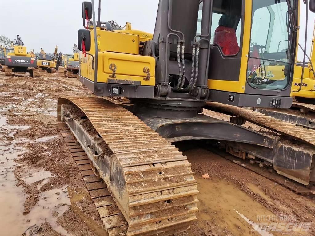 Volvo EC 240 B LC Koparki gąsienicowe