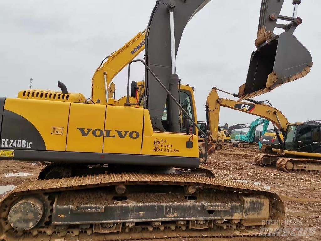 Volvo EC 240 B LC Koparki gąsienicowe