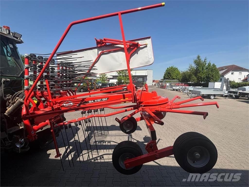 Kuhn GA4121GM Ciągnikowe żniwiarki pokosowe