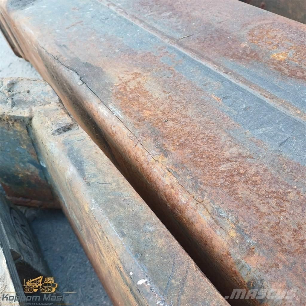 Loglift 111 Żurawie do forwarderów