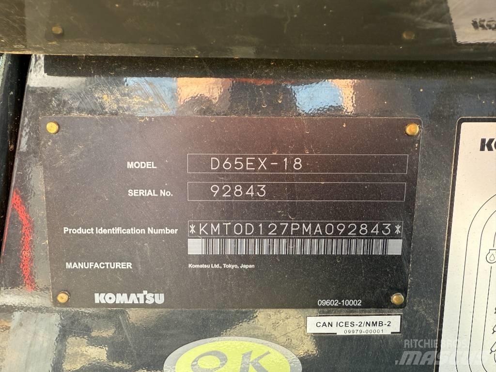 Komatsu D65EX-18 Spycharki gąsienicowe