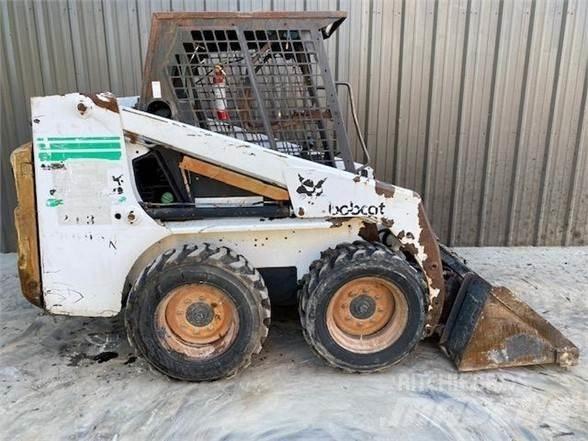 Bobcat 753 Ładowarki burtowe
