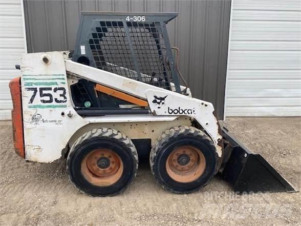 Bobcat 753 Ładowarki burtowe