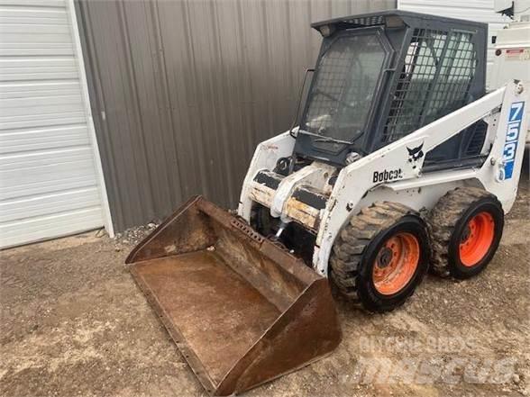 Bobcat 753 Ładowarki burtowe