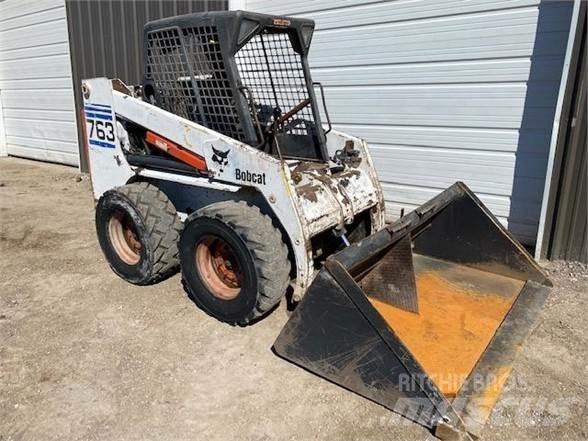 Bobcat 763 Ładowarki burtowe