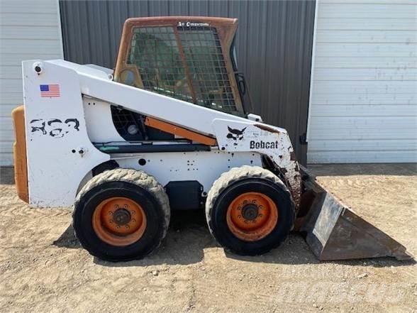 Bobcat 863 Ładowarki burtowe