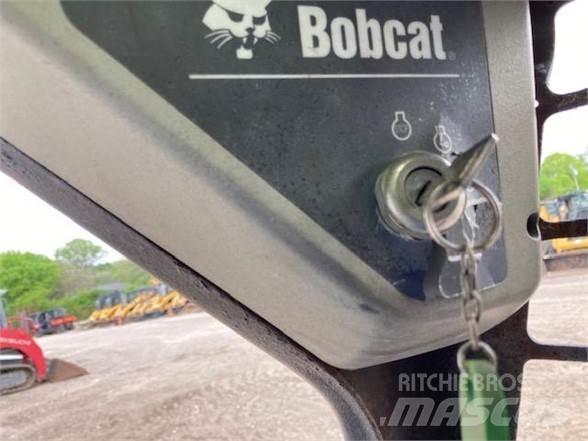 Bobcat T140 Ładowarki burtowe