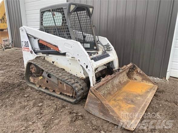 Bobcat T180 Ładowarki burtowe