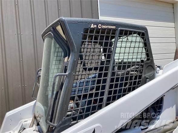 Bobcat T200 Ładowarki burtowe