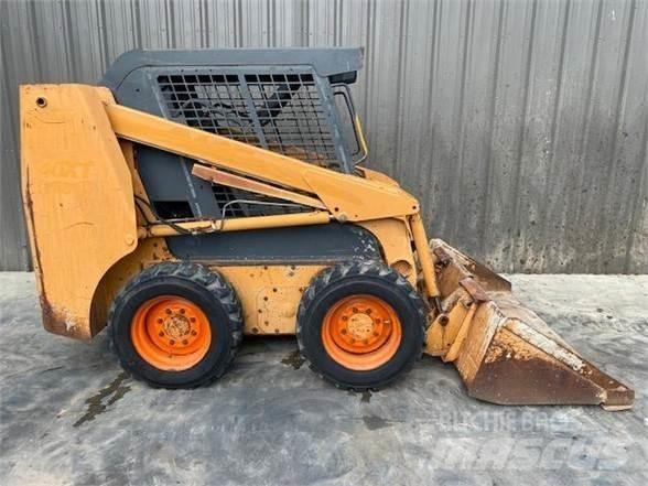 CASE 40XT Ładowarki burtowe