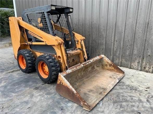 CASE 40XT Ładowarki burtowe