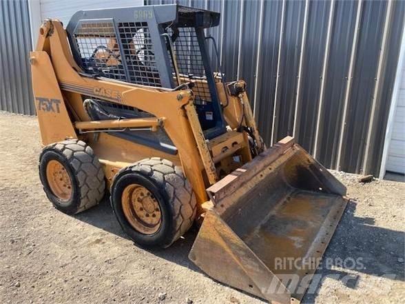 CASE 75XT Ładowarki burtowe