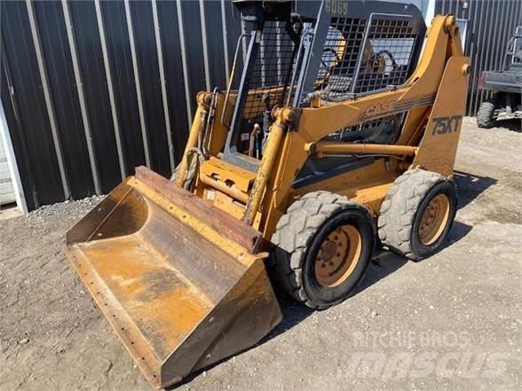 CASE 75XT Ładowarki burtowe
