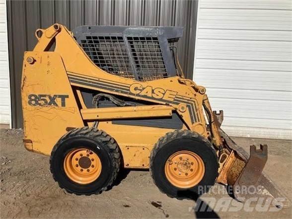 CASE 85XT Ładowarki burtowe