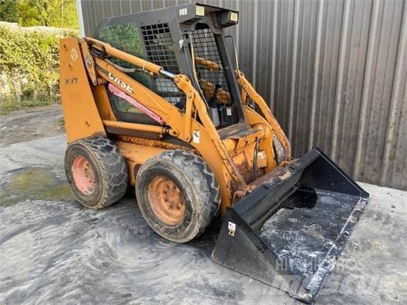 CASE 90XT Ładowarki burtowe