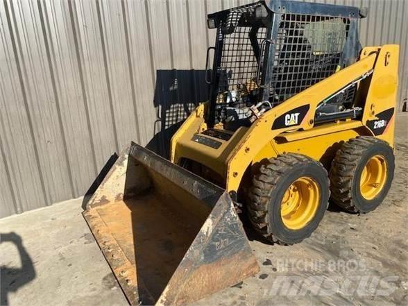 CAT 216B2 Ładowarki burtowe