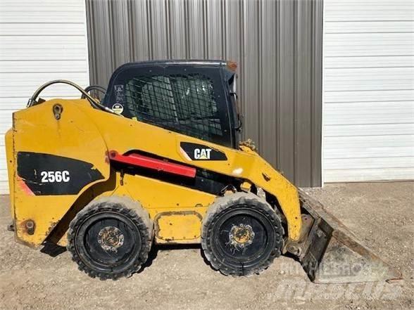CAT 256C Ładowarki burtowe