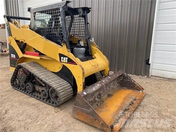 CAT 257B Ładowarki burtowe