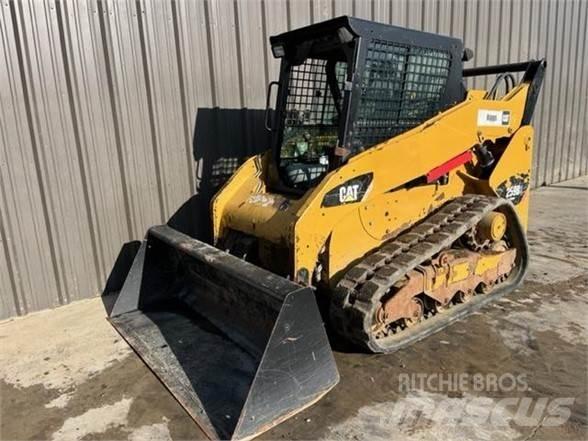 CAT 259B3 Ładowarki burtowe