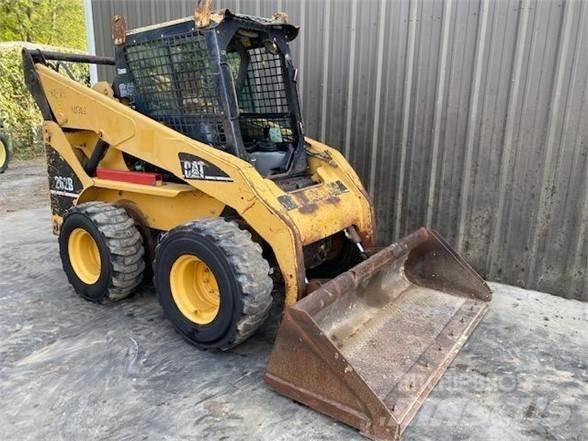 CAT 262B Ładowarki burtowe