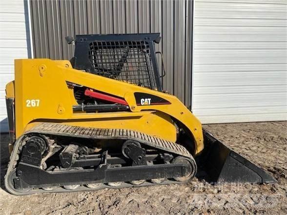 CAT 267 Ładowarki burtowe