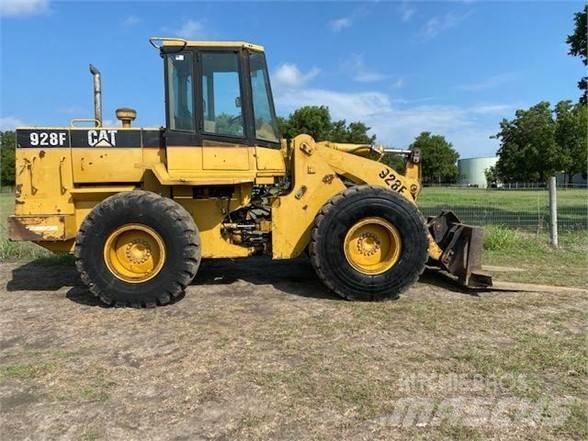 CAT 928F Ładowarki kołowe