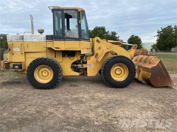 CAT 928F Ładowarki kołowe