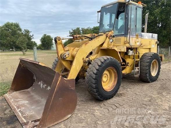 CAT 928F Ładowarki kołowe