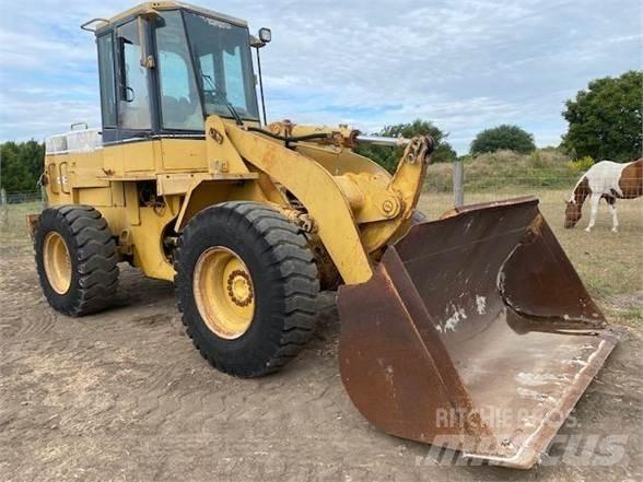 CAT 928F Ładowarki kołowe